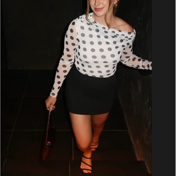 AFRM Black White Polkadot One Shoulder Mesh Top LARGE Ruched Sheer $48 - Picture 4 of 12